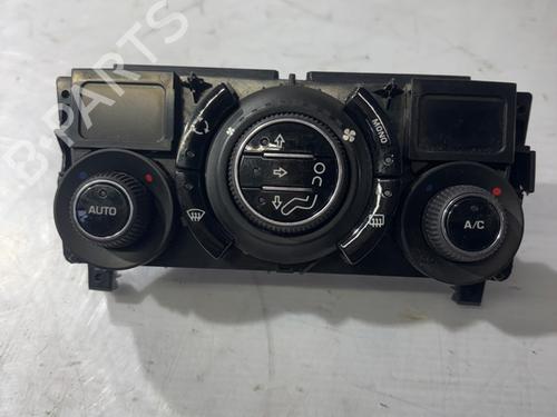 climate-control-citroen-c3-picasso-sh_-2008-38771268 main image
