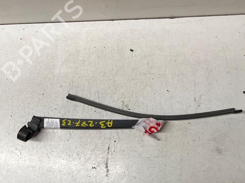 Used Rear windshield wiper arm Rear windshield wiper arm AUDI A4 B8 (8K2) 2.0 TDI (150 hp) 33822814 33822814