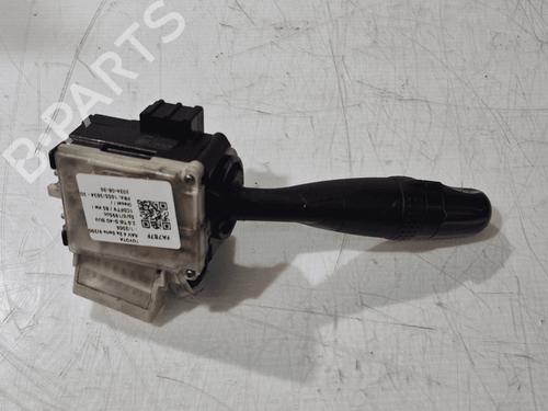 Used Headlight switch Headlight switch TOYOTA RAV 4 II (_A2_) 2.0 D 4WD (CLA20_, CLA21_, CLA20R, CLA21R) (116 hp) 33824235 33824235