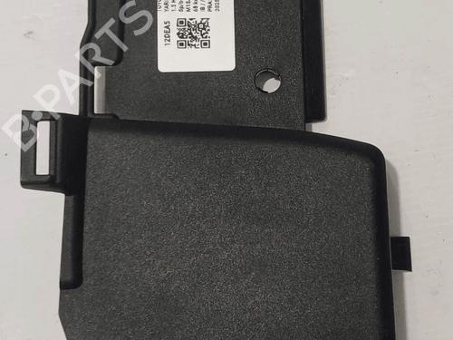 Used Electronic module Electronic module TOYOTA YARIS (_P21_, _PA1_, _PH1_) 1.5 Hybrid (MXPH10, MXPH11) (116 hp) 33820901 33820901