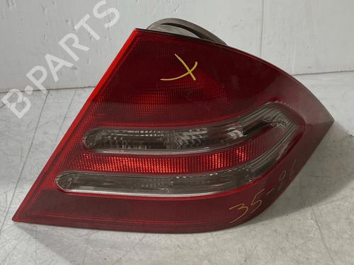 Used Right taillight Right taillight MERCEDES-BENZ C-CLASS (W203) C 220 CDI (203.006, 203.008) (143 hp) 36031664 36031664