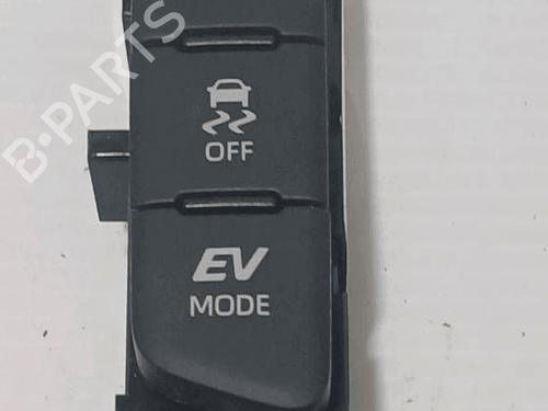 Used Switch Switch TOYOTA YARIS (_P21_, _PA1_, _PH1_) 1.5 Hybrid (MXPH10, MXPH11) (116 hp) 33820910 33820910