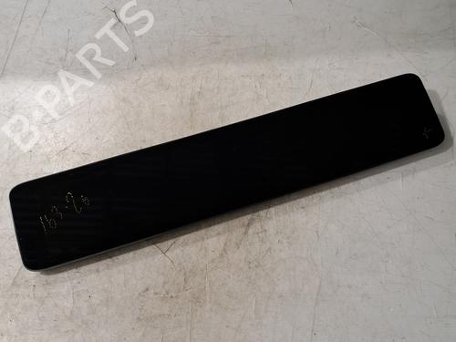 display-monitor-mercedes-benz-glb-x247-2019-37435217 main image