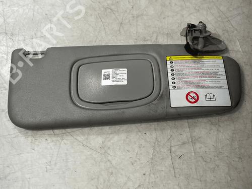 Højre solskærm Højre solskærm ALFA ROMEO GIULIETTA (940_) 2.0 JTDM (940FXE1A, 940FXG11) (170 hp) 33822906 33822906