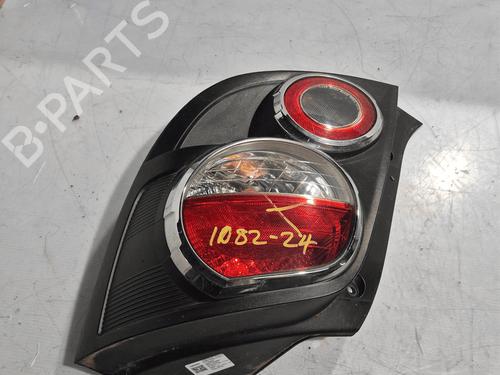 Used Right taillight Right taillight CHEVROLET AVEO Hatchback (T300) 1.3 D (95 hp) 33823095 33823095