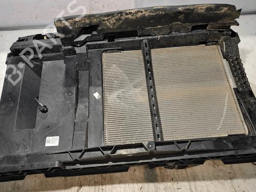 Used Water radiator Water radiator PEUGEOT 208 II (UB_, UP_, UW_, UJ_) 1.2 PureTech 75 (75 hp) 33821058 33821058