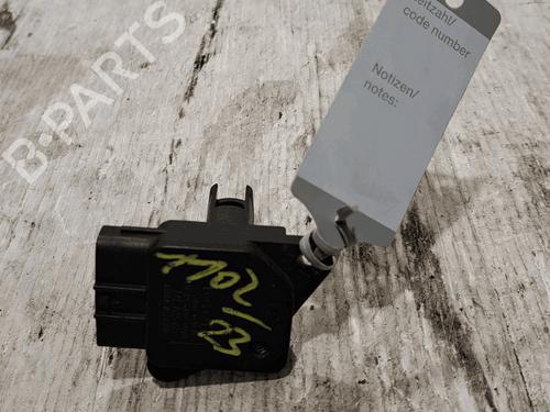 Used Mass air flow sensor Mass air flow sensor VW POLO VI (AW1, BZ1, AE1) 1.0 (75 hp) 33821053 33821053