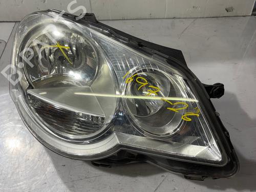 Faro derecho Faro derecho 39063157 39063157