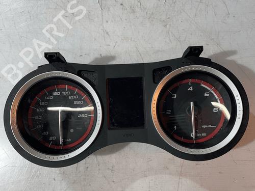 Used Instrument cluster Instrument cluster ALFA ROMEO 159 (939_) 2.0 JTDM (939AXP1B) (170 hp) 33822423 33822423