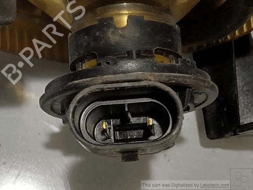 Left front fog light VW PASSAT B6 (3C2) 2.0 TDI | BP33820537C30 - Image 3