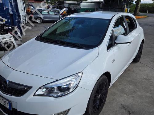 Used Parts OPEL ASTRA J (P10) 1.4 Turbo (68) 4962190
