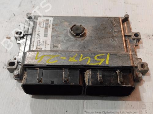 Used Electronic module Electronic module CITROËN C3 III (SX) 1.2 PureTech 82 (83 hp) 33824152 33824152