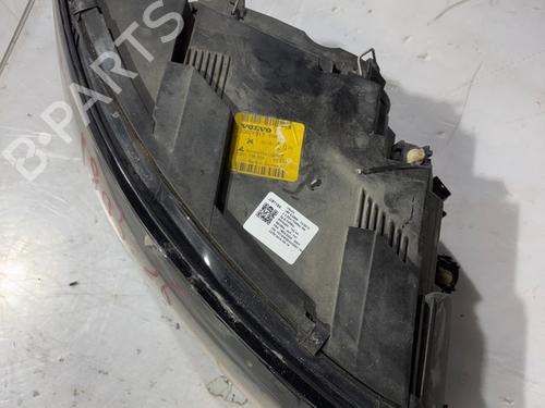 Right headlight VOLVO V50 (545) 2.4 | BP40525116C29 - Image 4