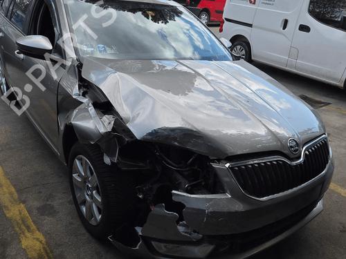 Brugte SKODA OCTAVIA III Combi (5E5, 5E6) 1.6 TDI 4788072