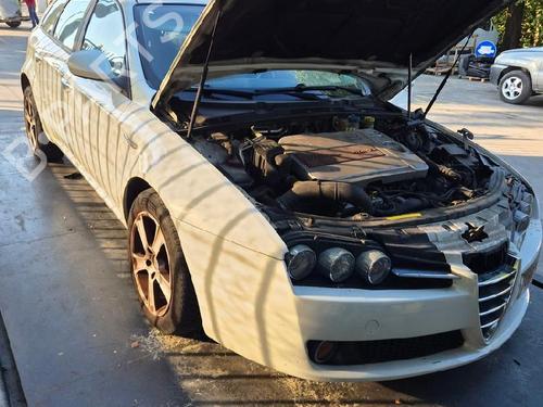 Left headlight ALFA ROMEO 159 (939_) 1.9 JTDM 16V (939AXC1B, 939AXC12) | BP40524722C28 - Image 9