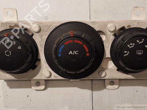 Used Climate control Climate control RENAULT MASTER III Van (FV) 2.3 dCi 145 RWD (FV0E, FV0F, FV0T, FV10, FV12, FV11) (146 hp) 33821443 33821443