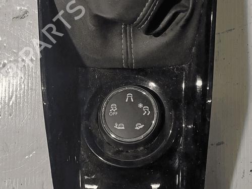 Used Switch Switch PEUGEOT 2008 I (CU_) 1.6 HDi (92 hp) 33823455 33823455