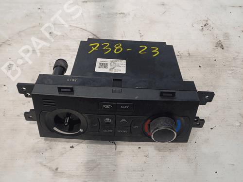Used Climate control Climate control CHEVROLET CAPTIVA (C100, C140) 2.0 D 4WD (150 hp) 33820736 33820736