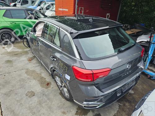 Tailgate handle VW T-ROC (A11, D11) 1.0 TSI | BP33823083C132 - Image 5