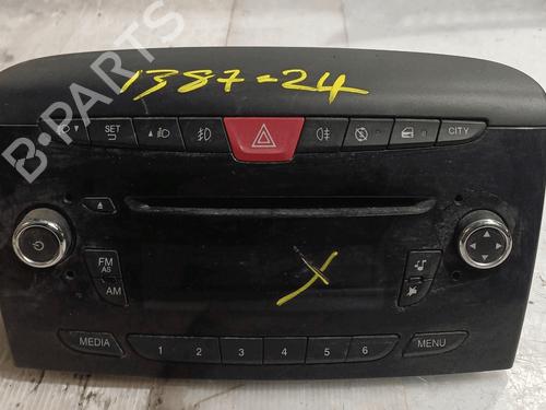 Used Radio Radio LANCIA YPSILON (312_) 1.2 (312.PXA1A, 312.YXA1A) (69 hp) 33824268 33824268