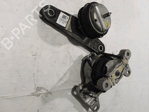 Soporte motor Soporte motor VOLVO V40 Hatchback (525) D2 (114 hp) 33823919 33823919