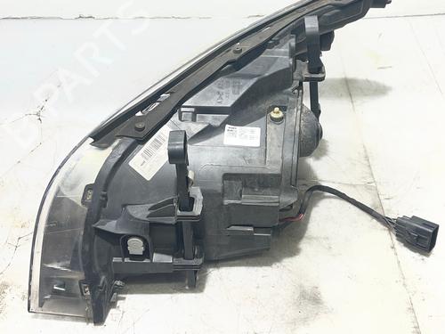 Right headlight VOLVO V60 I (155) D3 / D4 | BP38301761C29 - Image 4