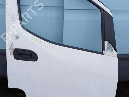 right-front-door-nissan-nv200-van-2010-33821693 main image