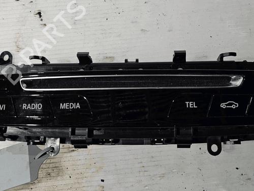 radio-mercedes-benz-a-class-w176-2012-2013-2014-2015-2016-2017-2018-33821181 main image