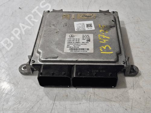 Used Electronic module Electronic module MERCEDES-BENZ C-CLASS (W205) C 220 BlueTEC / d (205.002, 205.004) (170 hp) 33823553 33823553