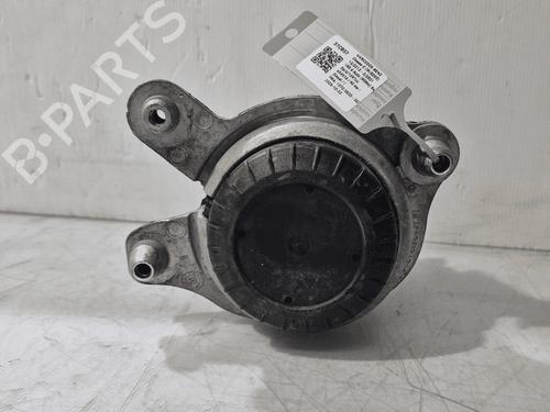 Used Engine mount Engine mount MERCEDES-BENZ C-CLASS T-Model (S205) C 180 d (205.200) (122 hp) 33821484 33821484