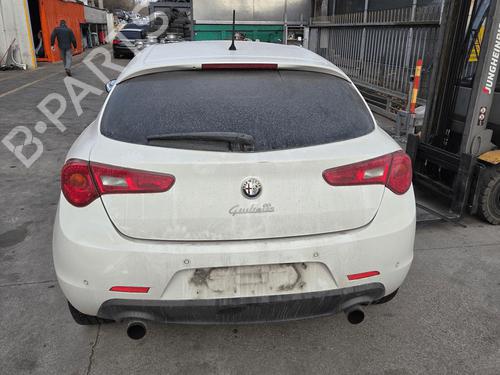 Dashboard ALFA ROMEO GIULIETTA (940_) 2.0 JTDM (940FXE1A, 940FXG11) | BP34113775C46  - Image 16
