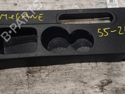 Used Middle console Middle console RENAULT MEGANE III Hatchback (BZ0/1_, B3_) 1.5 dCi (BZ09, BZ0D, BZ1W, BZ29, BZ14) (110 hp) 33823715 33823715