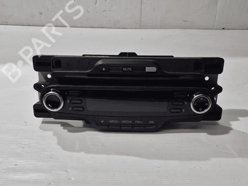 Used Radio Radio ALFA ROMEO GIULIETTA (940_) 1.4 TB (940FXB1A, 940FXB11) (170 hp) 33823380 33823380