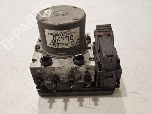 Used ABS pump ABS pump KIA SPORTAGE III (SL) 1.7 CRDi (116 hp) 33822418 33822418