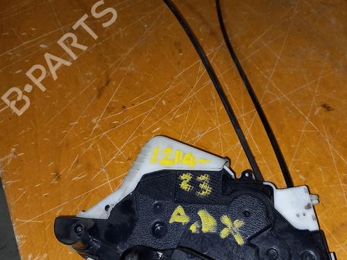 Used Other Other TOYOTA YARIS (_P13_) 1.0 (KSP130_, KSP130) (69 hp) 33823660 33823660