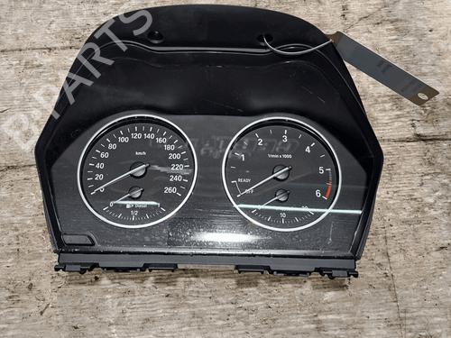 Used Instrument cluster Instrument cluster BMW X1 (F48) sDrive 18 d (150 hp) 33820947 33820947