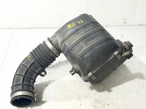 Used Air filter box Air filter box SUZUKI JIMNY Closed Off-Road Vehicle (SN) 1.3 16V 4WD (SN413, JB43) (82 hp) 36663412 36663412