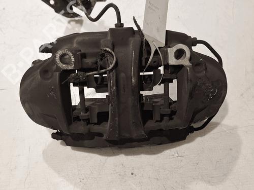 Used Right front brake caliper Right front brake caliper ALFA ROMEO GIULIA (952_) 2.2 D (952ALA25, 952AFM25, 952APA2) (190 hp) 33821360 33821360