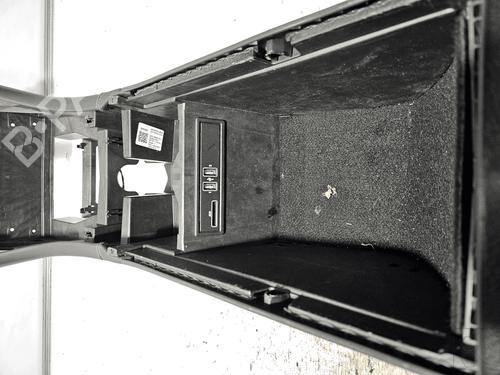 Middle console MERCEDES-BENZ A-CLASS (W176) A 220 CDI (176.003) | BP33823959I22 - Image 2