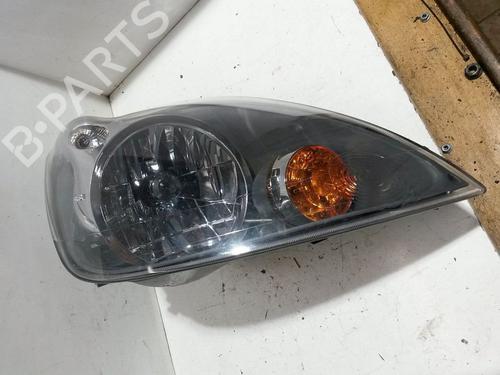 Used Right headlight FORD FIESTA V (JH_, JD_) 1.4 TDCi (68 hp) 24456676