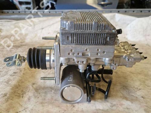 Used ABS pump ABS pump TOYOTA YARIS (_P13_) 1.5 Hybrid (NHP130_) (101 hp) 36002996 36002996