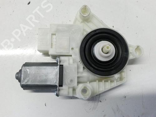Used Right front window motor SKODA RAPID Spaceback (NH1) 1.2 TSI (86 hp) 17146856