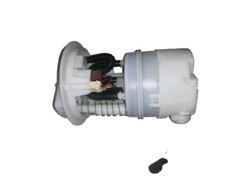 Used Fuel pump DACIA SANDERO 1.2 16V (75 hp) 25838108