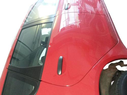 Dør høyre bak MITSUBISHI COLT VI (Z3_A, Z2_A) 1.1 (Z31A, Z32A) (75 hp) 15707253