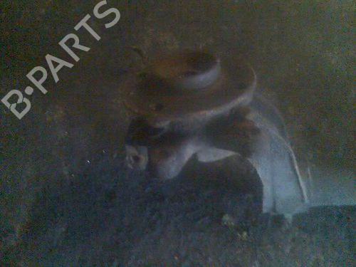 Used Right front steering knuckle PEUGEOT 205 II (20A/C) 1.9 Diesel (64 hp) 15695097