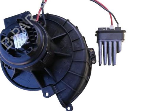 Used Heater blower motor OPEL ASTRA H Estate (A04) 1.6 (L35) (116 hp) 15699752
