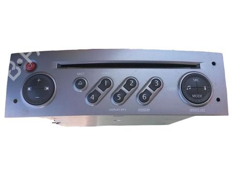 Radio RENAULT SCÉNIC II (JM0/1_) 1.5 dCi (JM1E, JM16) (106 hp) 29316728