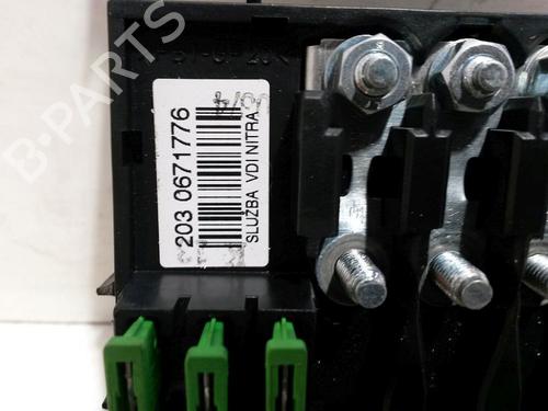 Fuse box SEAT LEON (1M1) 1.9 TDI | BP29044648E1