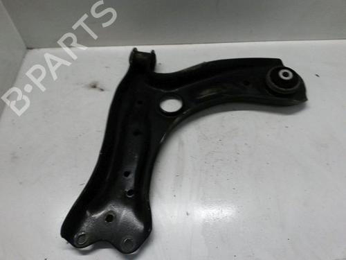 Used Right front suspension arm SKODA FABIA III (NJ3) 1.0 TSI (95 hp) 18069763
