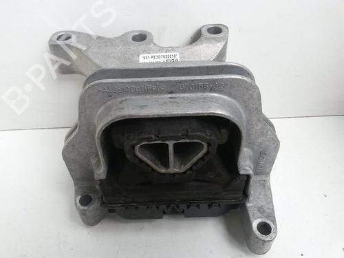 Used Engine mount SKODA FABIA III (NJ3) 1.0 TSI (95 hp) 20150701